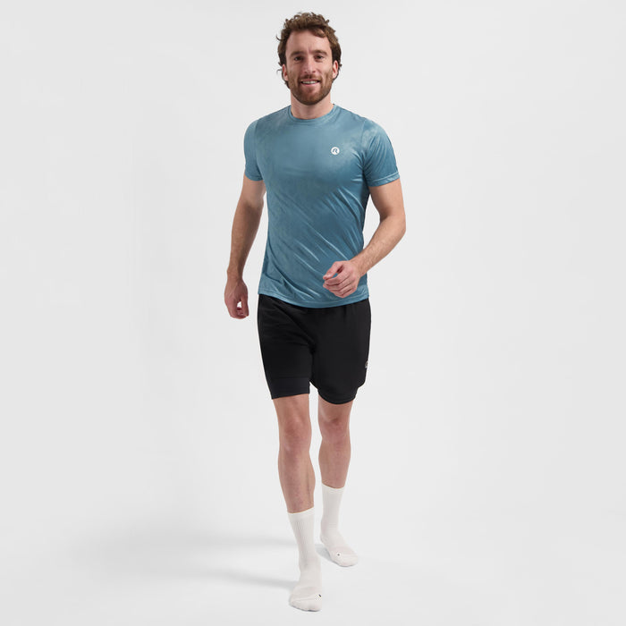 Rogelli Motion hardloopshirt korte mouw heren blauw gedragen totaalshot.