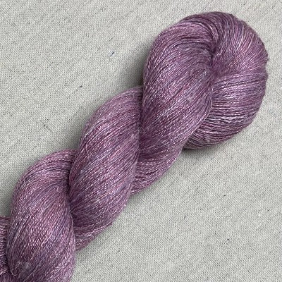 Thulian - Studio Silk'n Linen - Lace