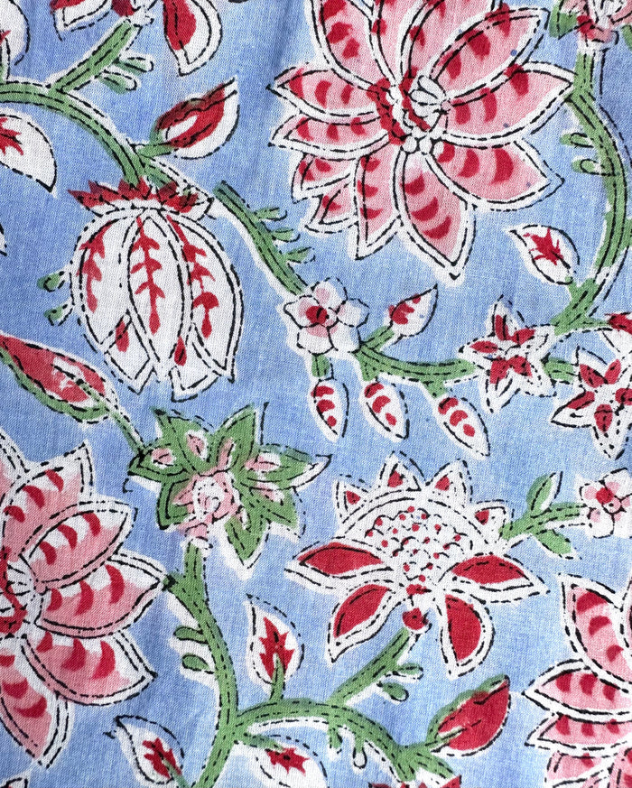 Burgundy Flowers / Medium/ Large