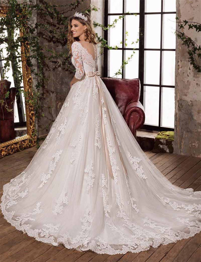 A-Line Princess Scoop Sweep Train Tulle Wedding Dresses With Sleeves