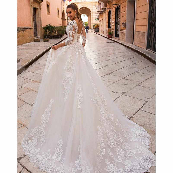 A-Line Princess V Neck Tulle Lace-up Wedding Dress With Appliqued