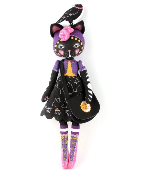 Astrid the Feline Fortune Teller, Miss Ella