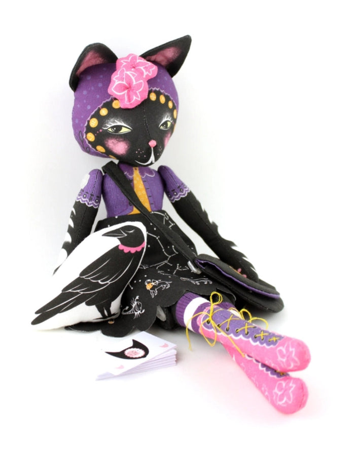 Astrid the Feline Fortune Teller, Miss Ella
