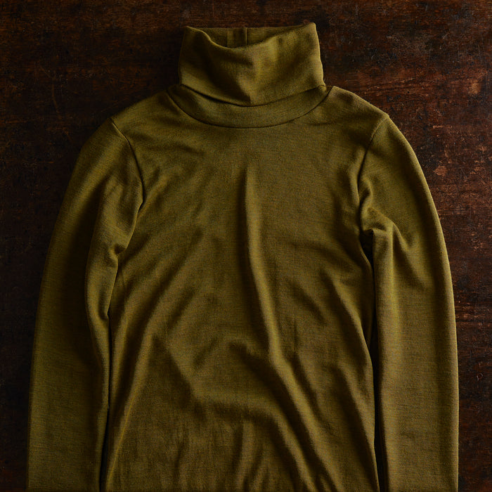 Auk Women's Top - Merino Wool & Silk - Seaweed