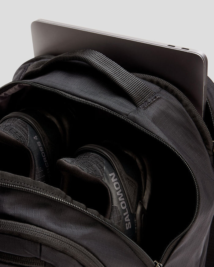 b0789_o4w_axon_everyday_backpack_25l_e_1743630870000