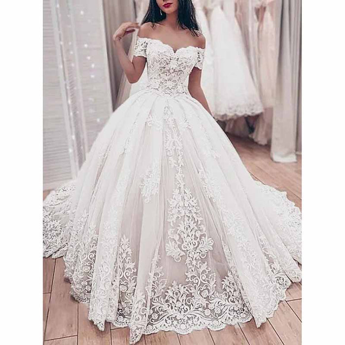 Ball Gown Off-the-shoulder Cathedral Train Tulle Wedding Dresses With Appliques Lace