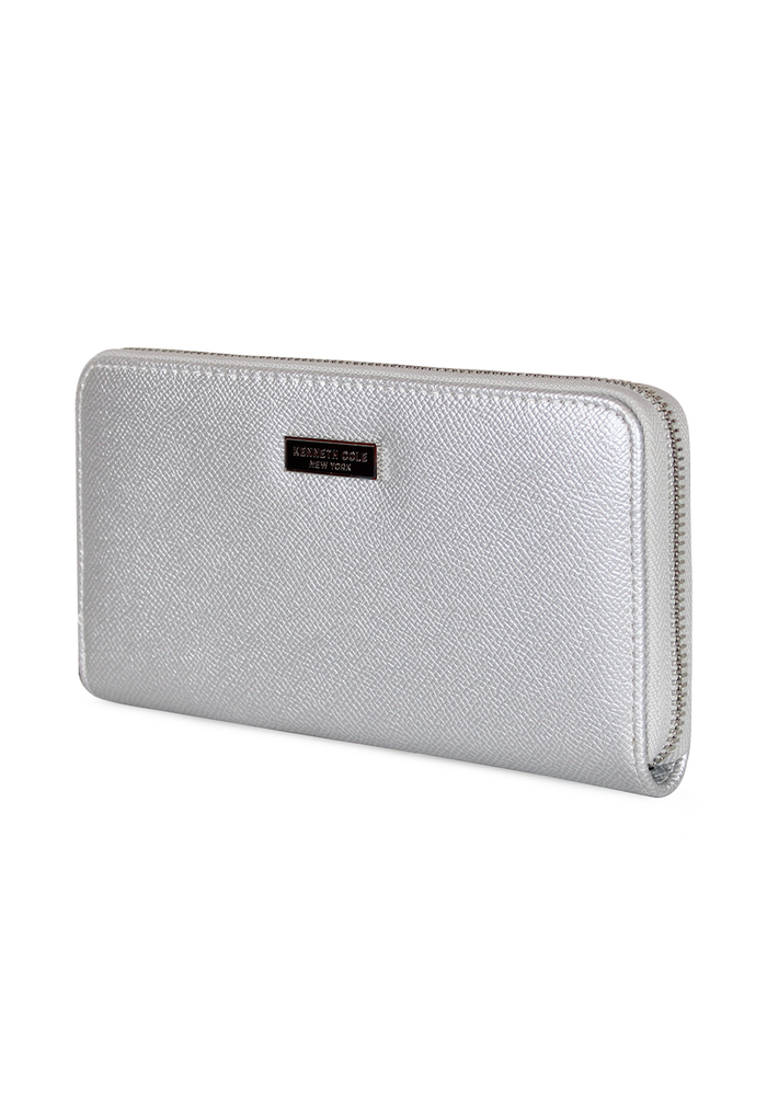 Billetera mujer Bessie plateada Kenneth Cole