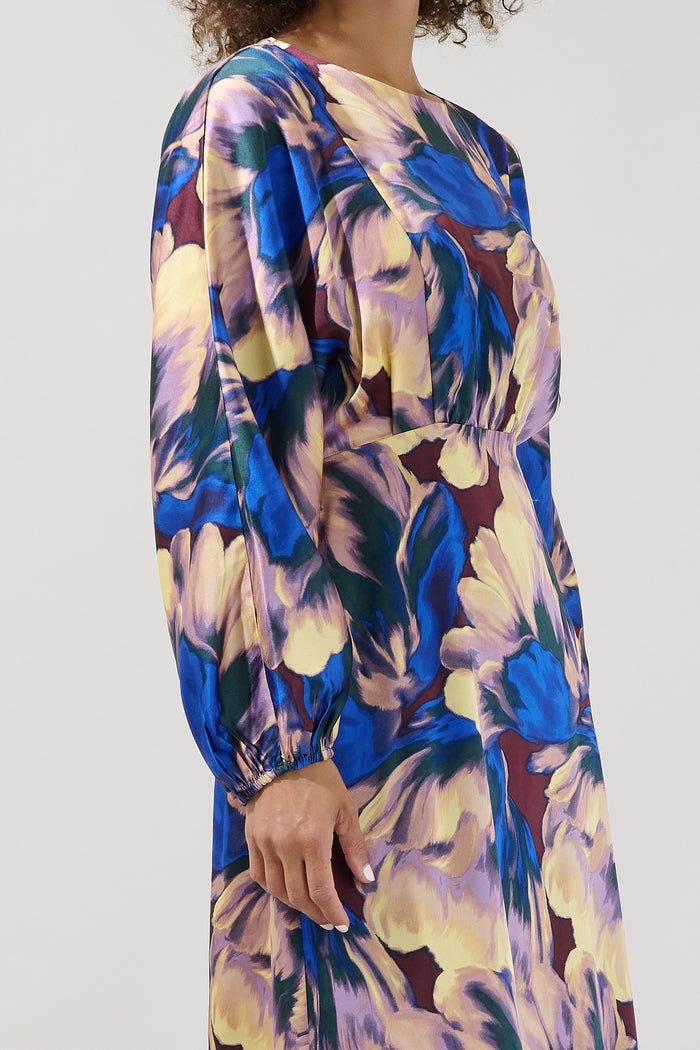 Charline Dolman Sleeve Midi Dress Irelia Floral