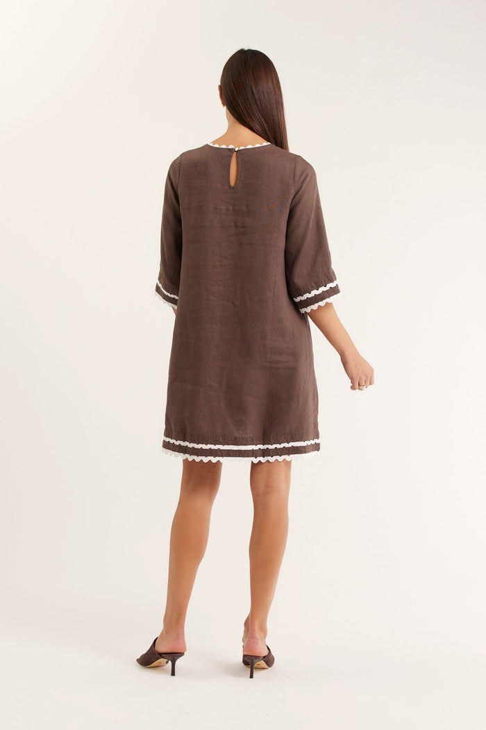Claire Linen Dress In Choc