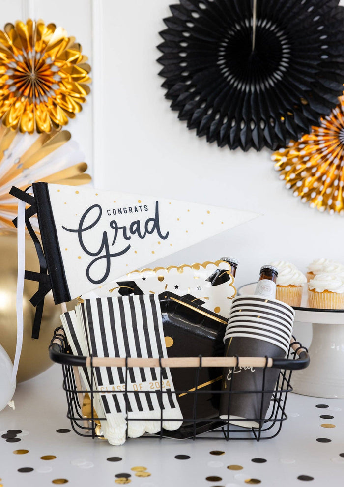 Congrats Grad Black Paper Party Cup