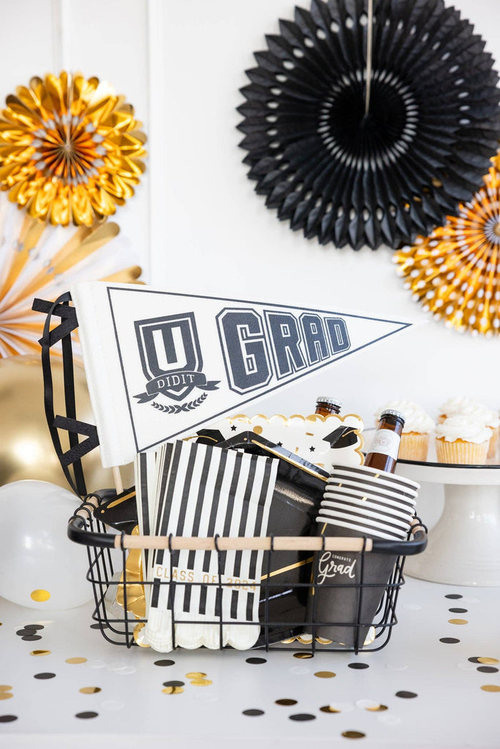 Congrats Grad Black Paper Party Cup