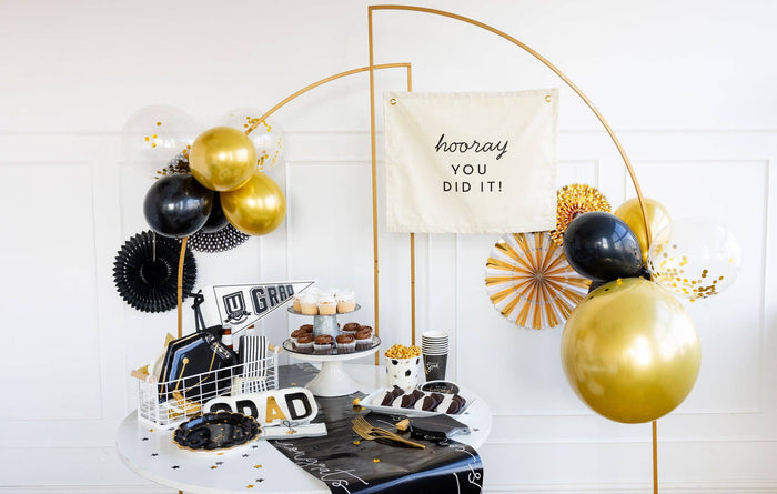 Congrats Grad Black Paper Party Cup