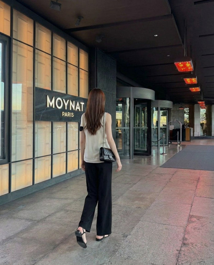 Draped Contrast Sleeveless Top