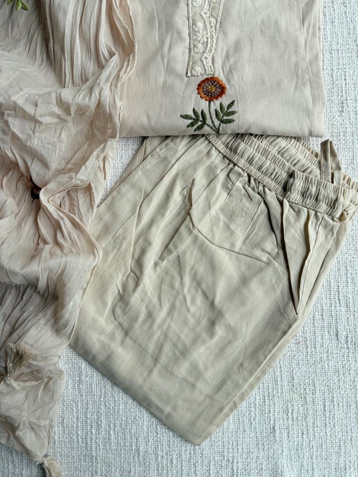 Lace neck pure cotton Ready suit set