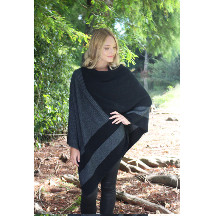 Black/Charcoal multicolour cosset poncho