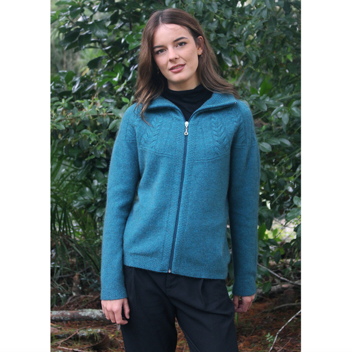 Lothlorian -Merino-Possum Rangitoto Cable Jacket (9774) in the colour Teal