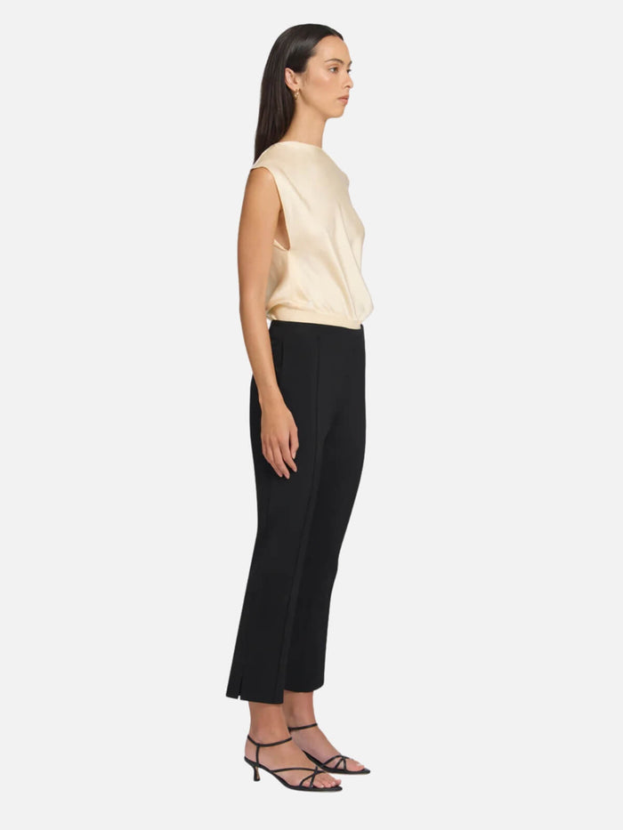 Lucida Capri - Black