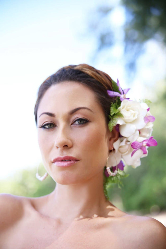 Manini Spot Puka Small Hoop Earrings: Gold