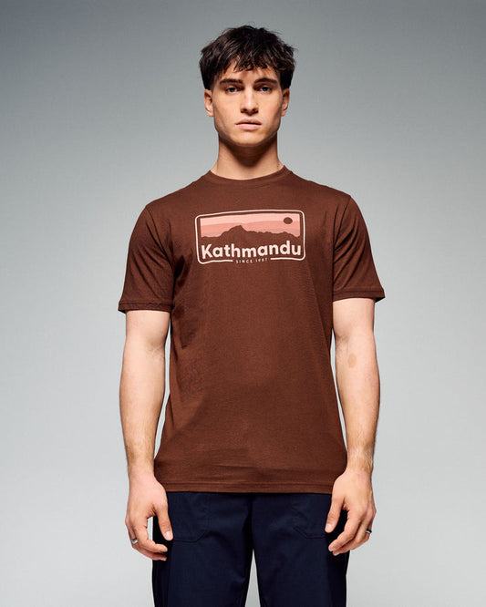 b0995_555_mens_70s_logo_organic_cotton_ss_tee_a_1775616599000