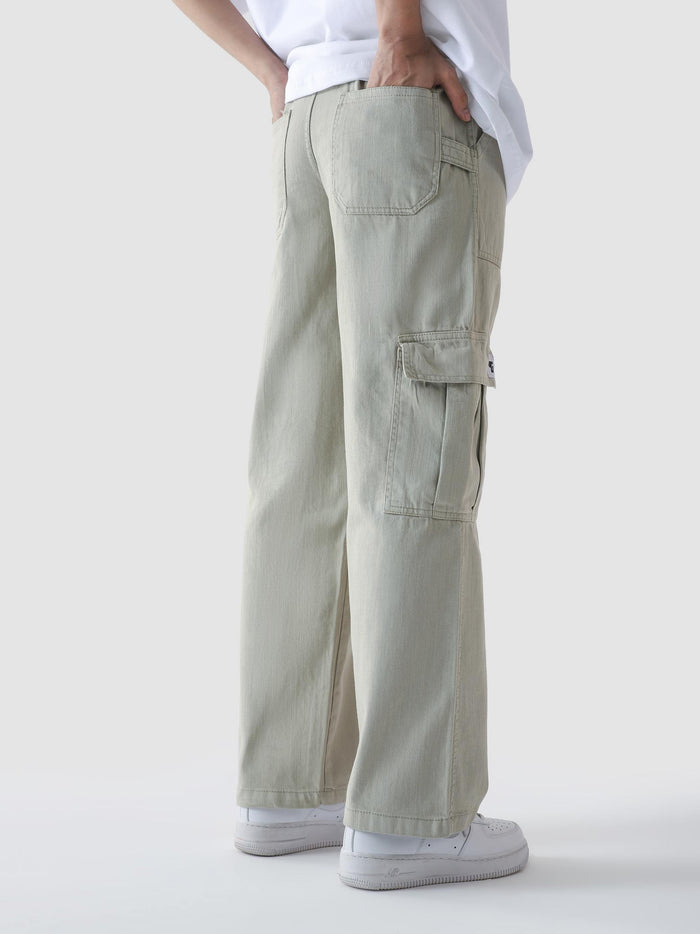 Mint chalk cargo pants detail shot cargo pockets 100% cotton Pakistan – GROOVY