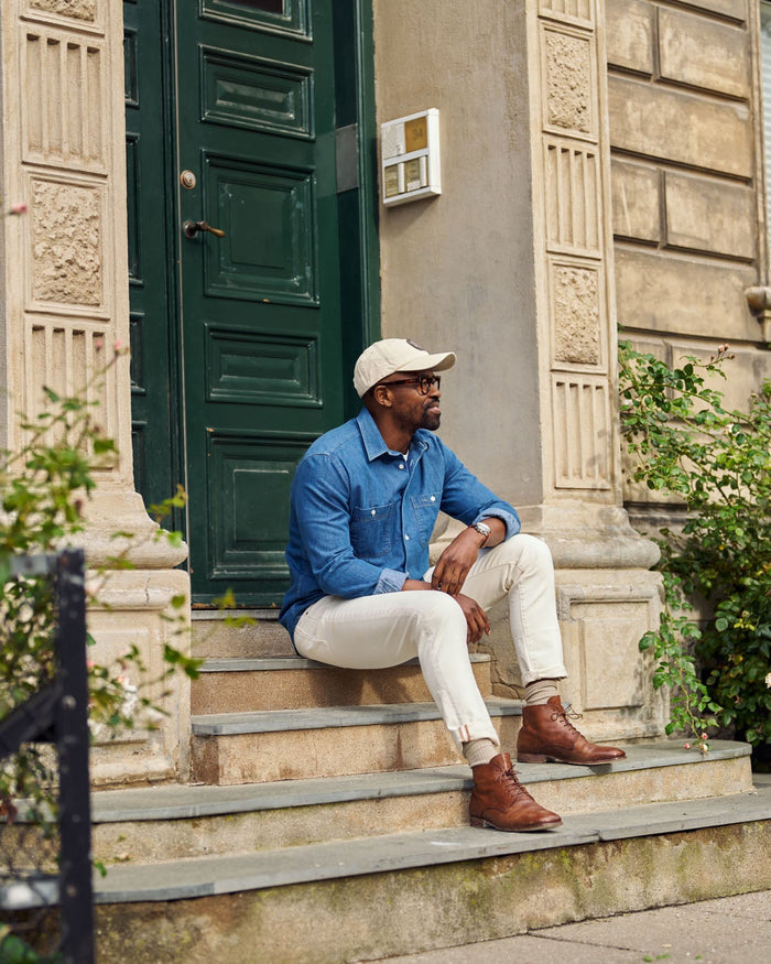 Modelshot / Blue Denim / Detail