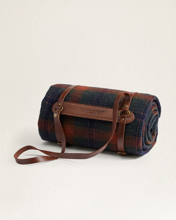 Pendleton Motor Robe Throw With Carrier