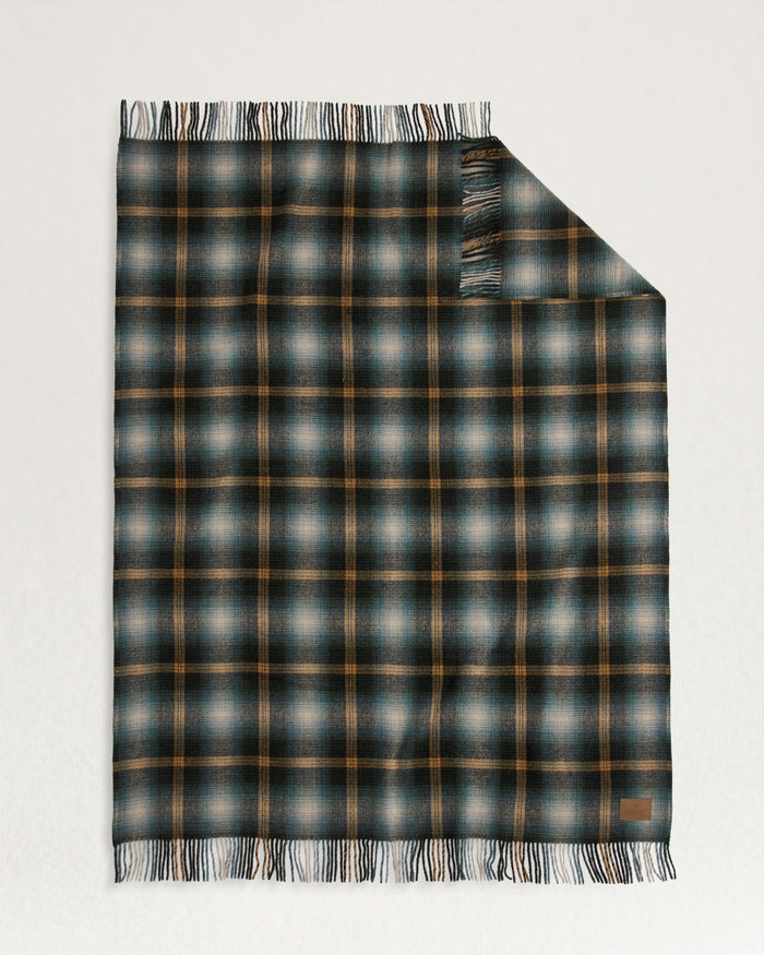 Pendleton Motor Robe Throw With Carrier