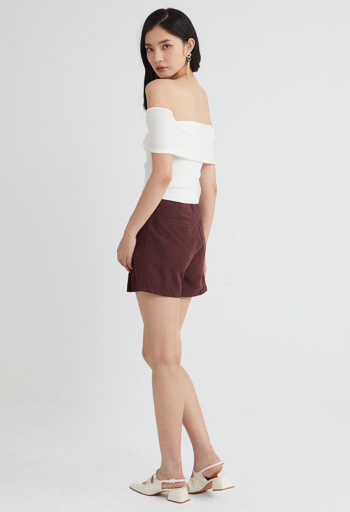 Pleat Poise Shorts