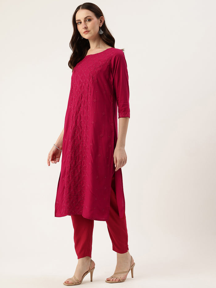 Red Round Neck Embroidery Kurta