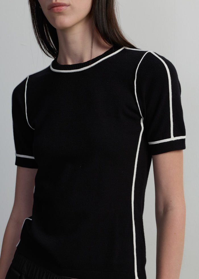 REGULAR-FIT KNIT TOP