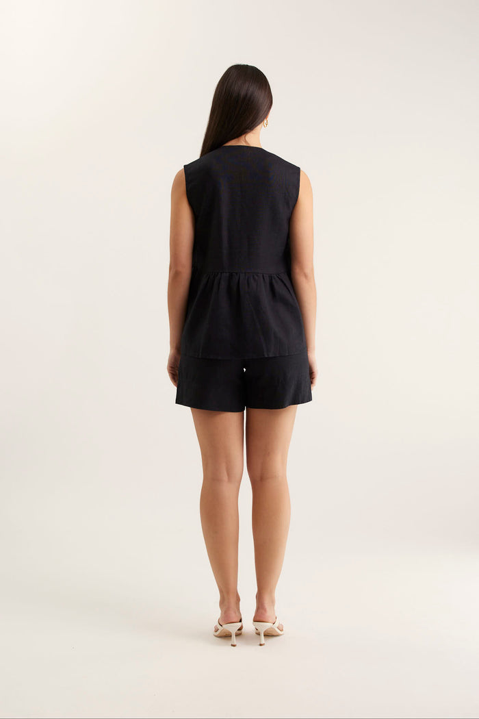 Rosie Linen Top In Black