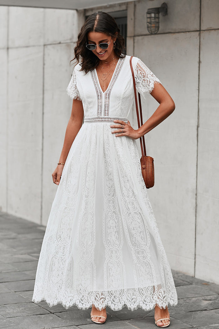 Scalloped Trim Lace Plunge Dress - Madikfashions.com