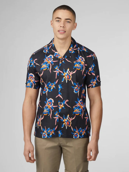SIGNATURE BOTANICAL PRINT