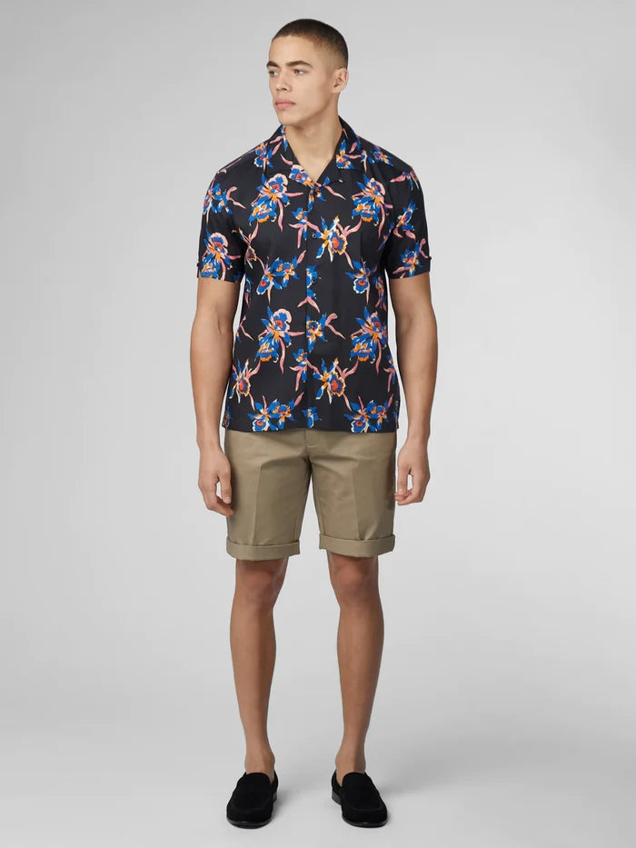 SIGNATURE BOTANICAL PRINT