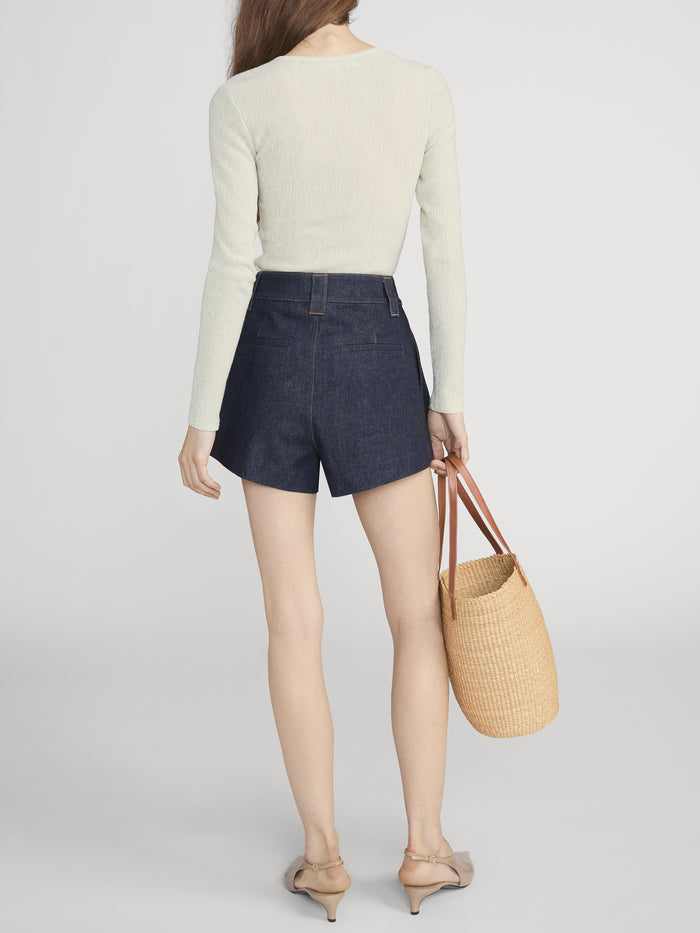 Short On Model Back