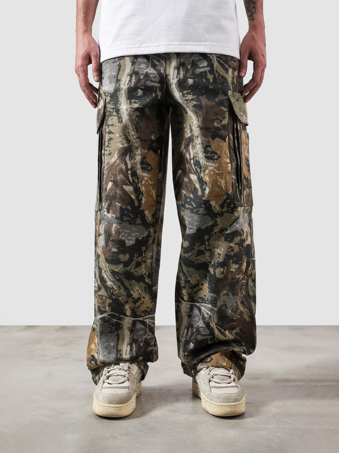 Tactical camo cargo pants detail closeup utility pockets phone pocket zipper fly Pakistan – GROOVY