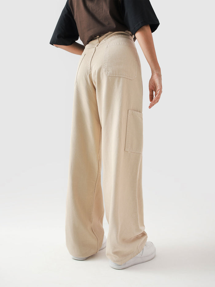 Cream Utility V1 cargos female model back view Pakistan – GROOVY