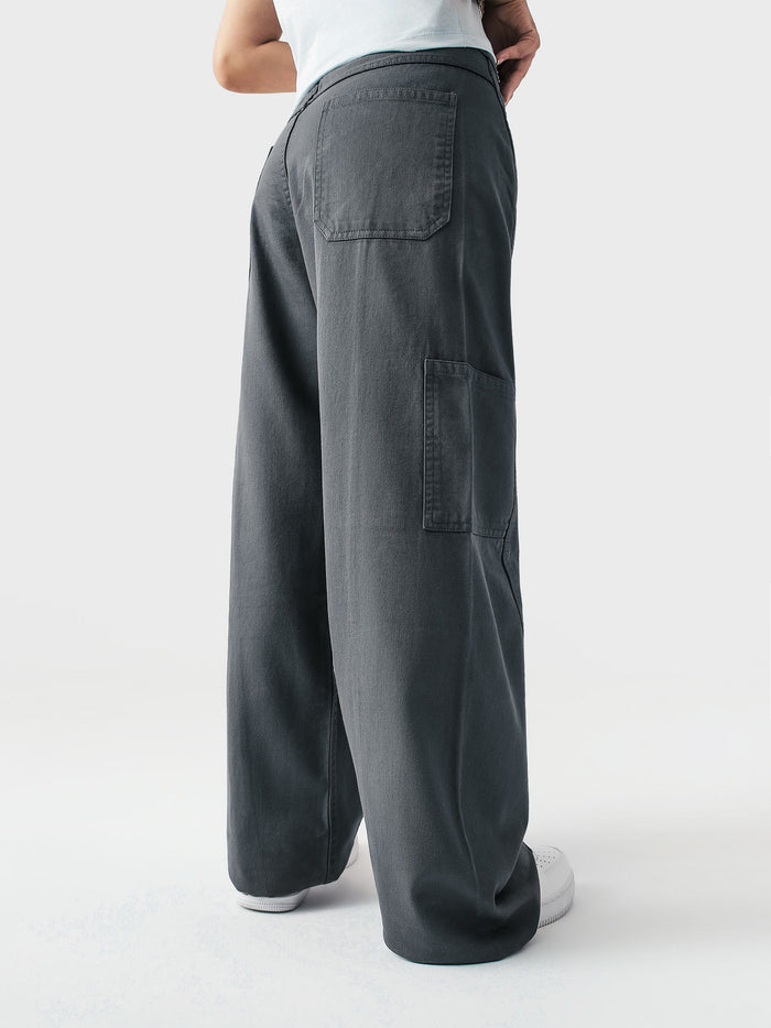 Utility V1 grey cargos couple lifestyle shot wide leg Pakistan – GROOVY