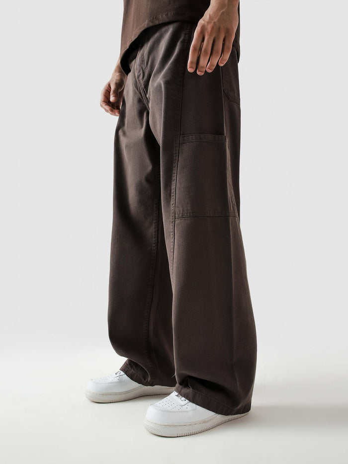 Mocha brown Utility V1 cargos couple lifestyle shot Pakistan – GROOVY