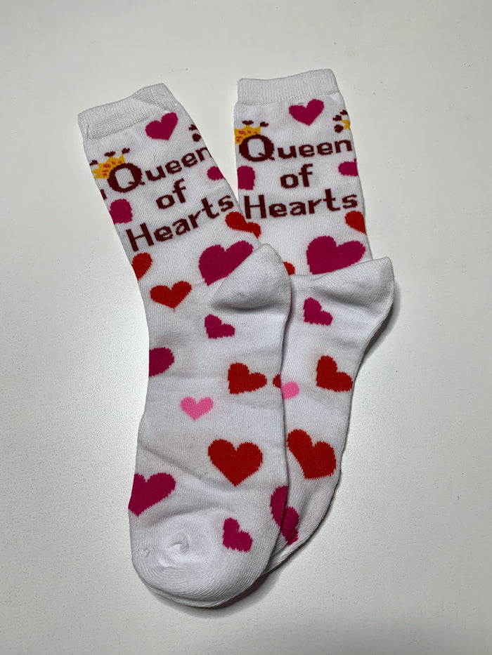 16 white queen hearts