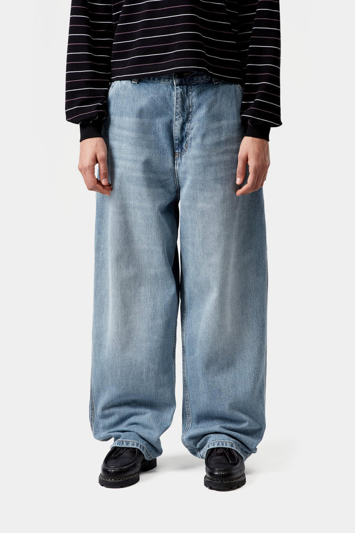 W Brandon Single Knee Pant