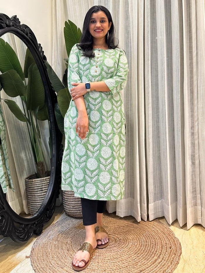 Weekend Round Neck Kurta- Green White Boota