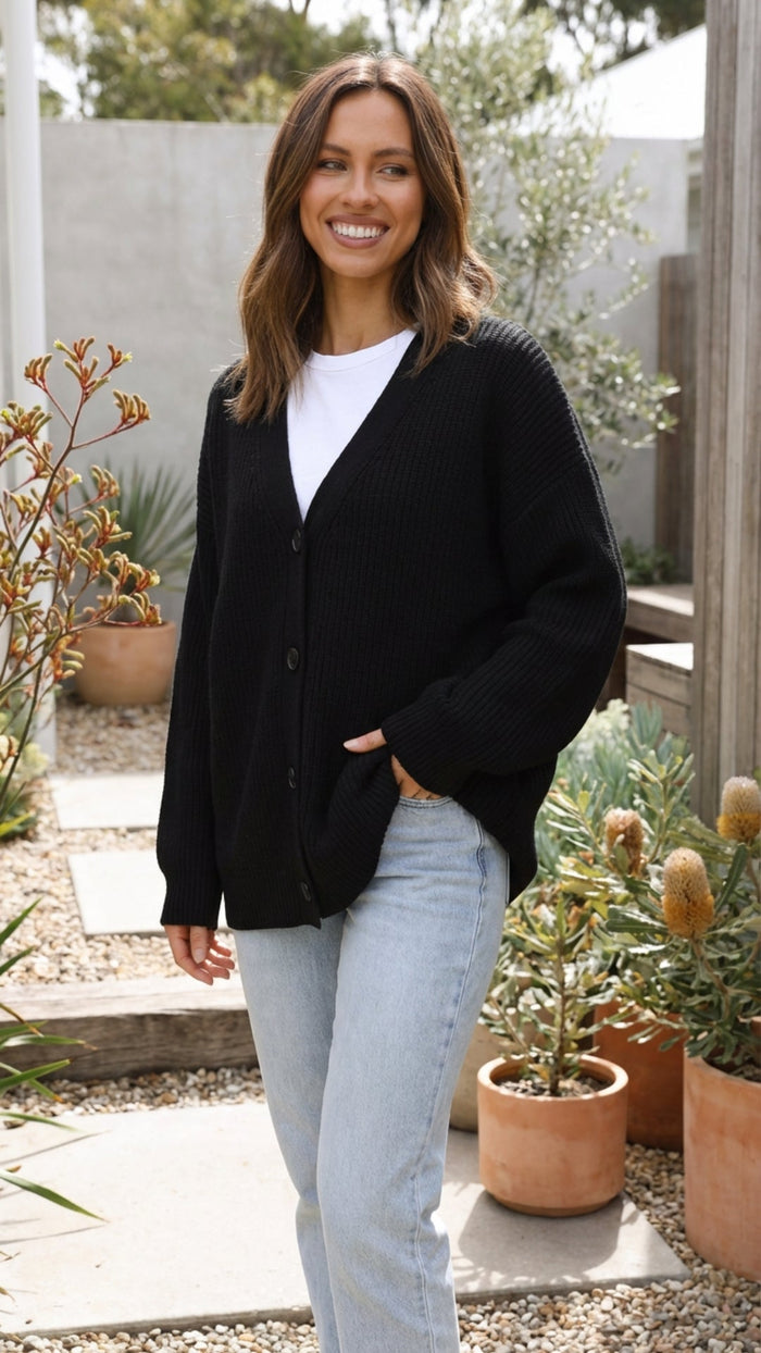 Black / 6