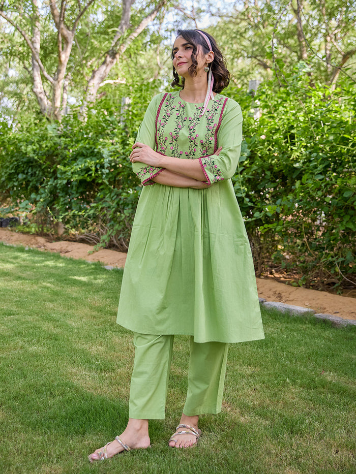 Women's Cotton Floral Embroidered Kurta Set