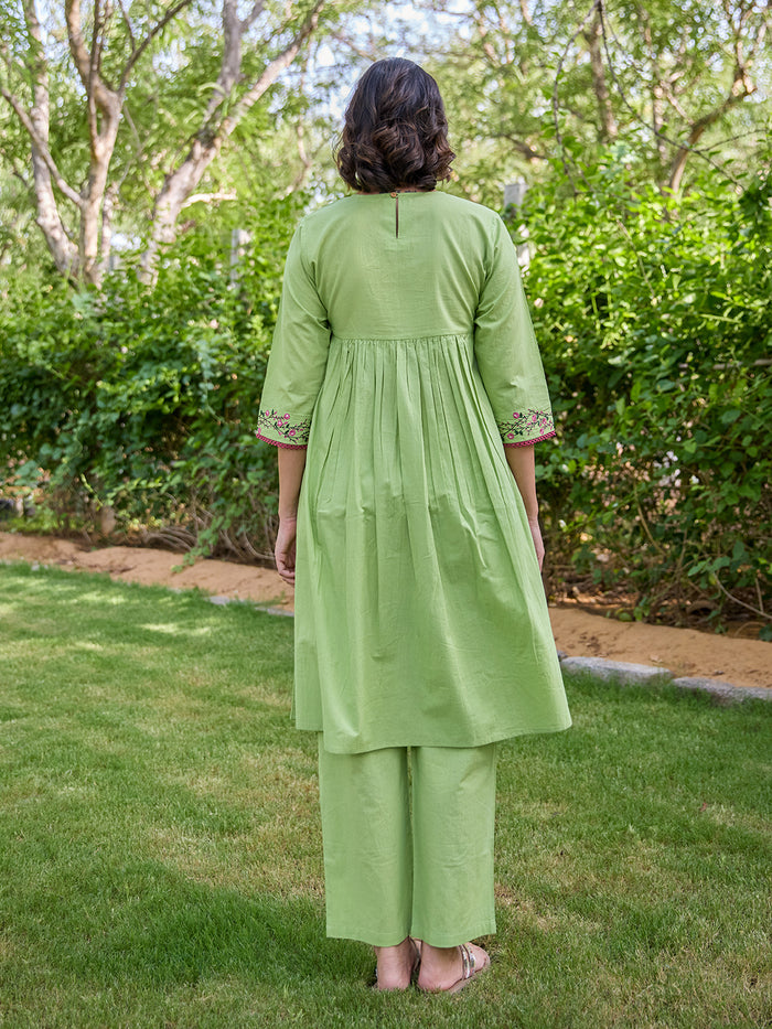 Women's Cotton Floral Embroidered Kurta Set