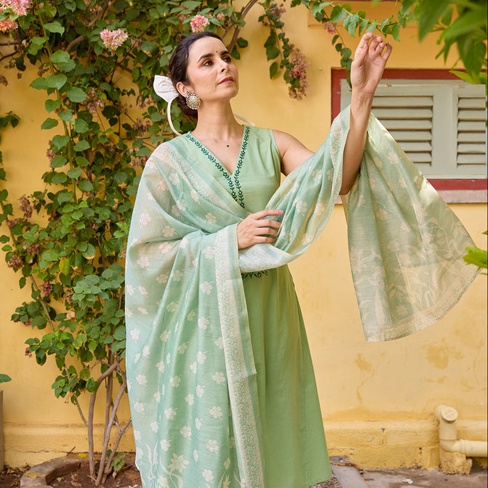 Women's Cotton Sleeveless Embroidered Kurta Set with Dupatta