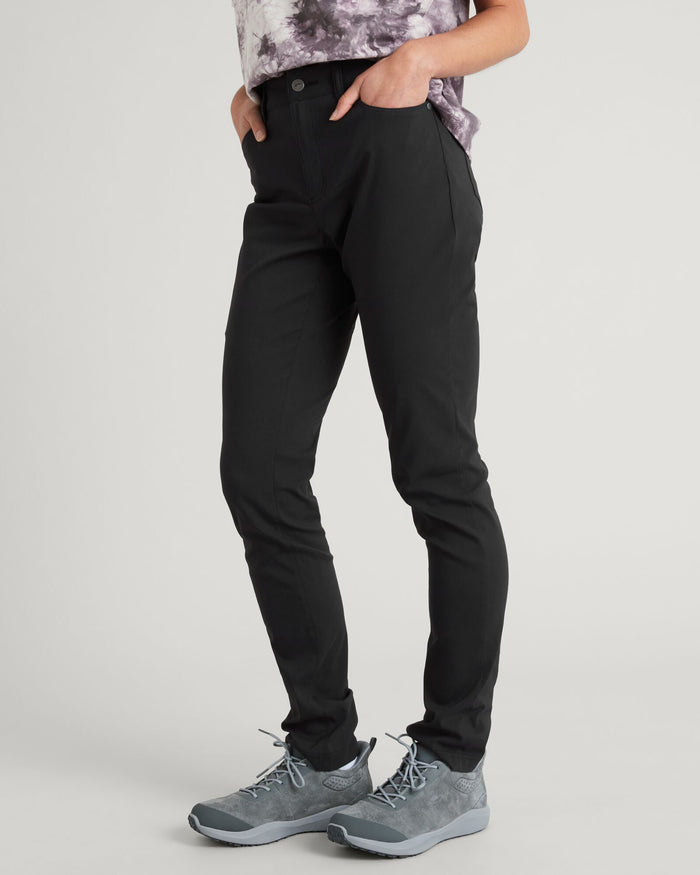 a1711_o4w_flight_womens_pants_v3_lo_c_1743634042000