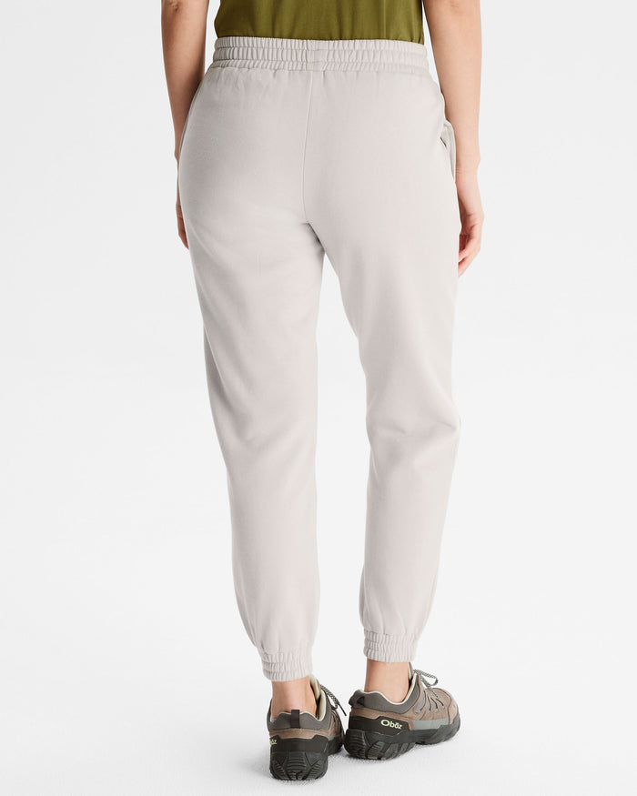 b1130_oi8_ot_logo_womens_slouchy_lt_bb_joggers_grey_d_1765238250000