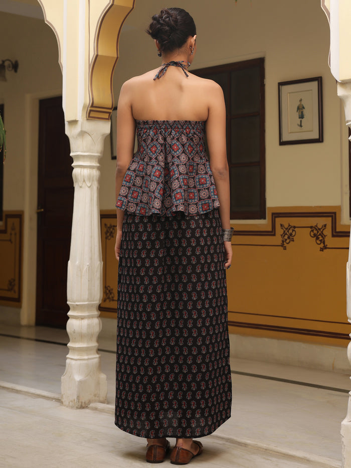 Women's Straight Skirt With Tie up Top