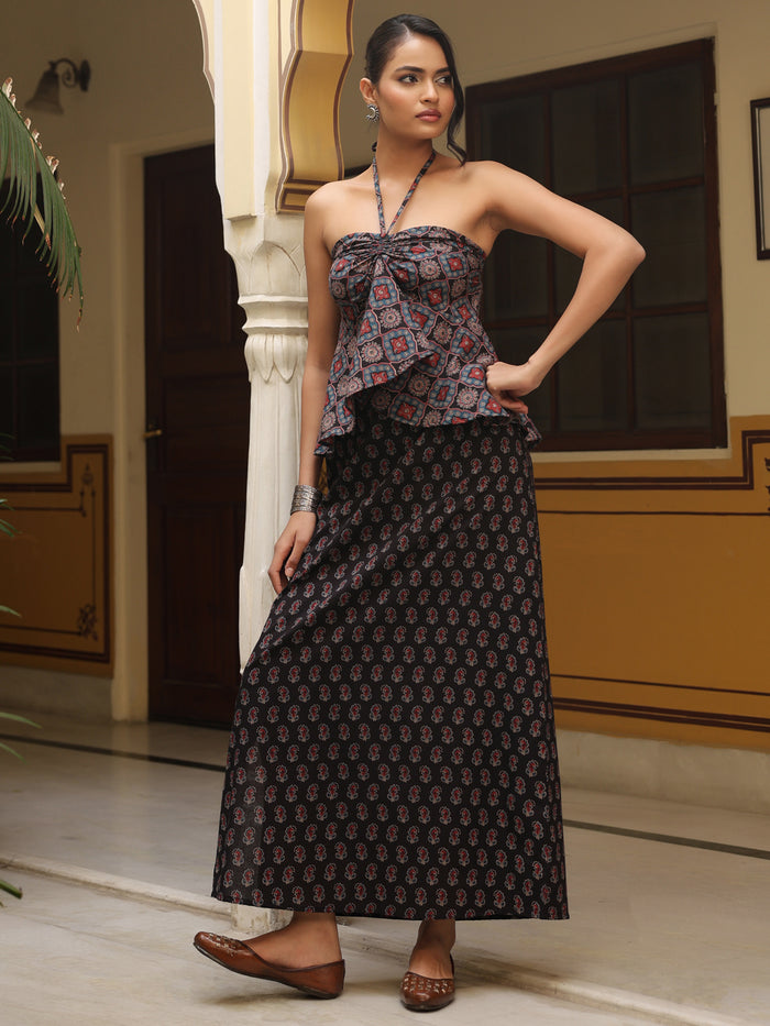 Women's Straight Skirt With Tie up Top